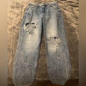 American Eagle Outfitters Curvy Mom Distressed Jeans